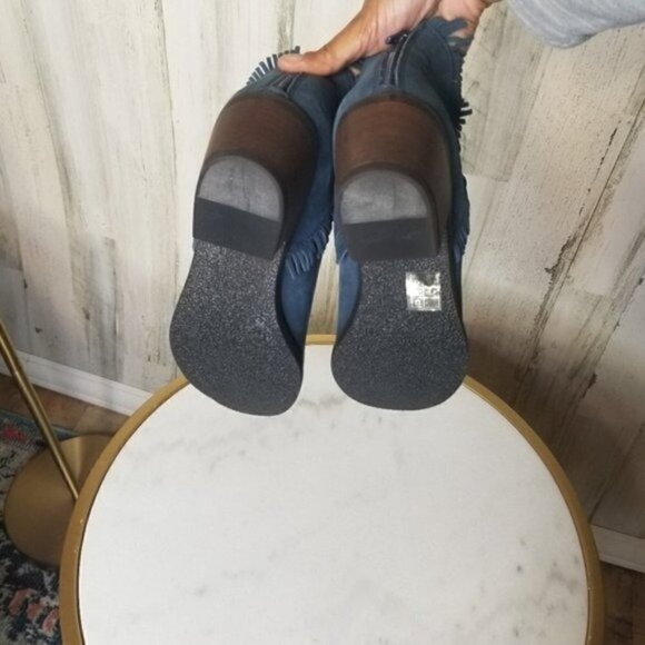 Bueno Cathy Bootie Blue Nubuck SZ 38 7.5-8M - Picture 6 of 6